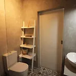 A Casa Lagos, * Lagos